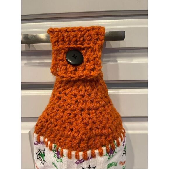 Crochet Top Kitchen Towel. Happy Halloween spiders - Picture 2 of 2